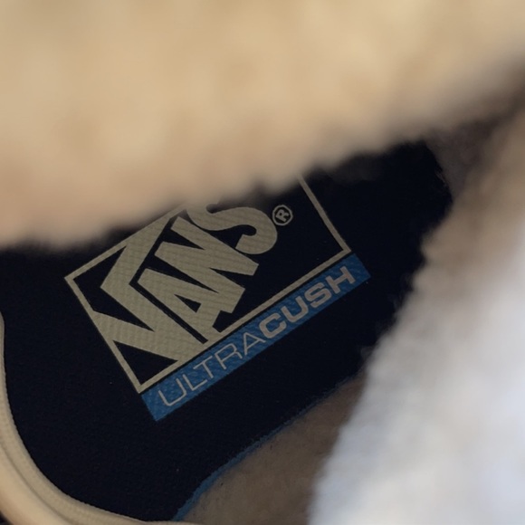 🌴🔆VANS- ALL WEATHER HIKING BOOTS🔆🌴 - Picture 8 of 13